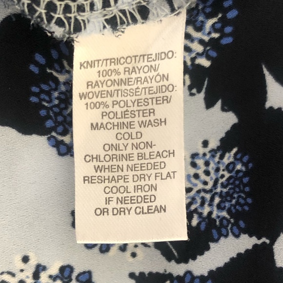 SOLD - LOFT - Petite Floral Mixed Media Top - Picture 10 of 10